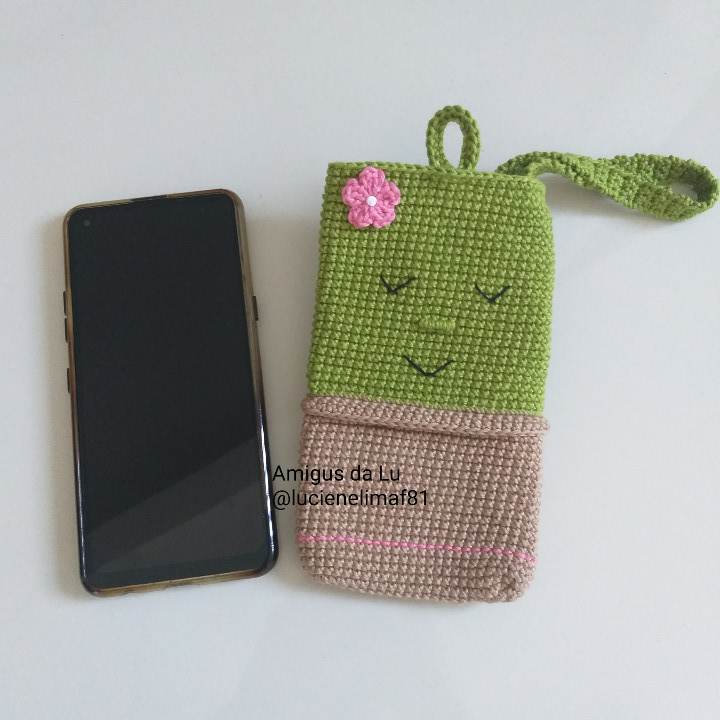 capa celular amigurumi