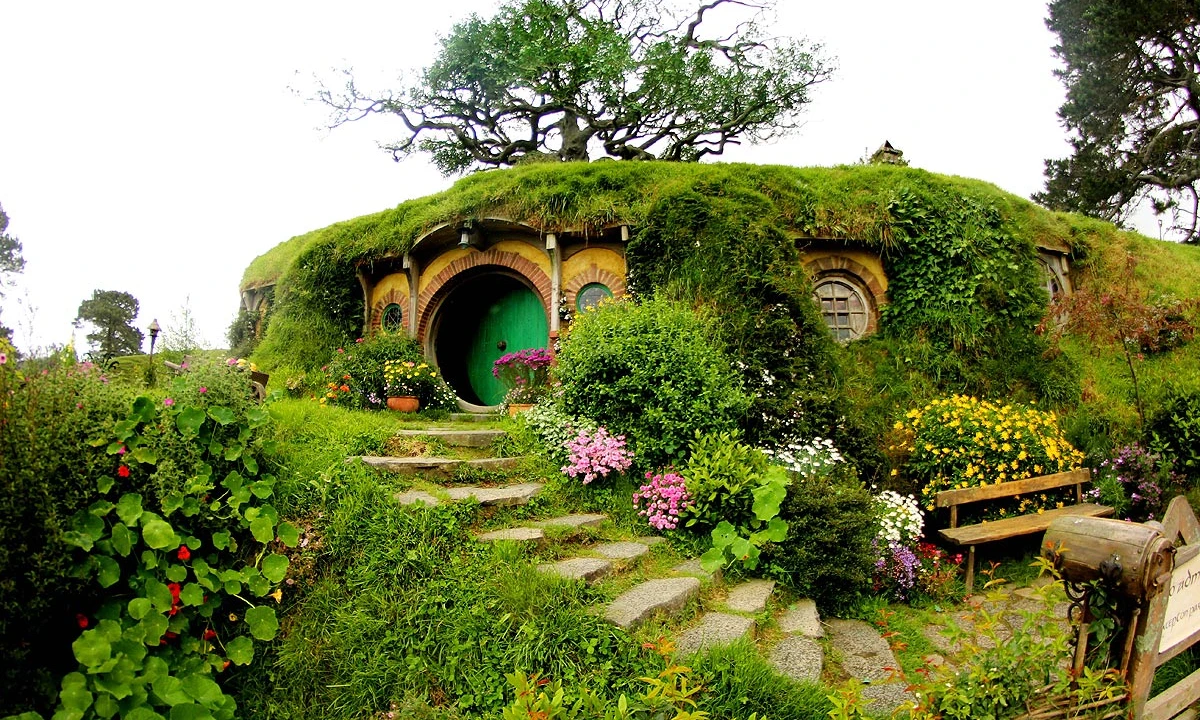 Vila de Hobbiton, na Nnova Zelândia