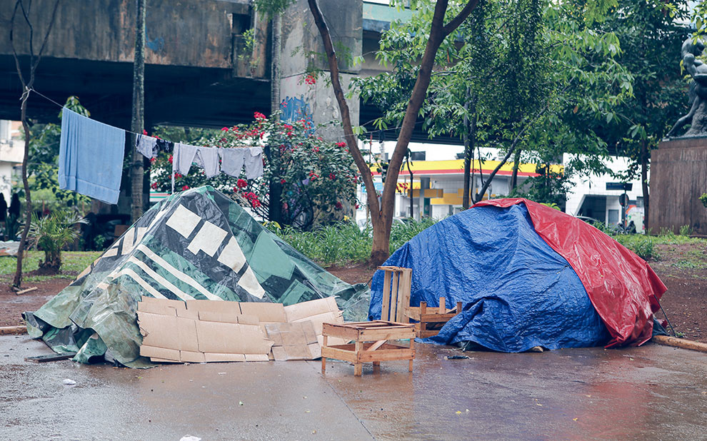 barraca de moradores de rua